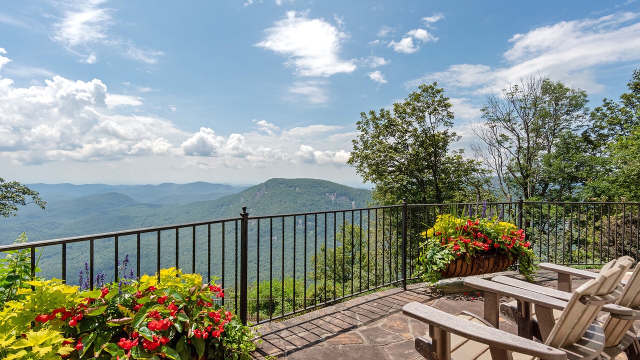 Photo of Patio Balcony in Cashiers