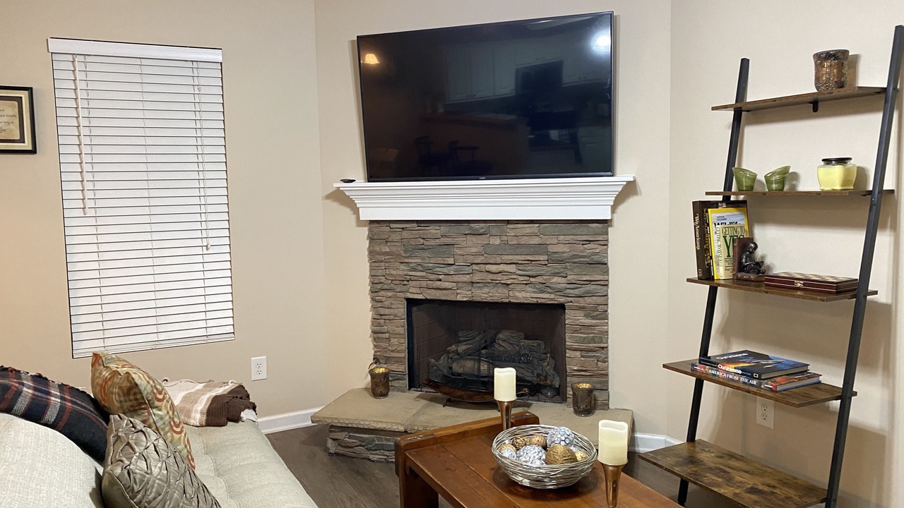 Photo of Livingroom in Winder