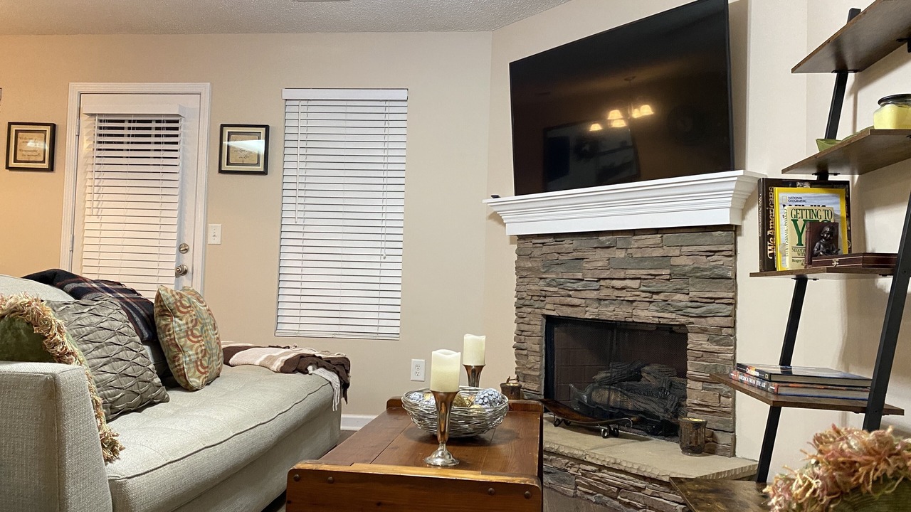 Photo of Livingroom in Winder
