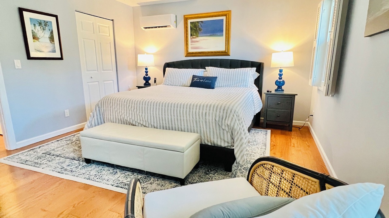 Photo of Bedroom in Central Beach