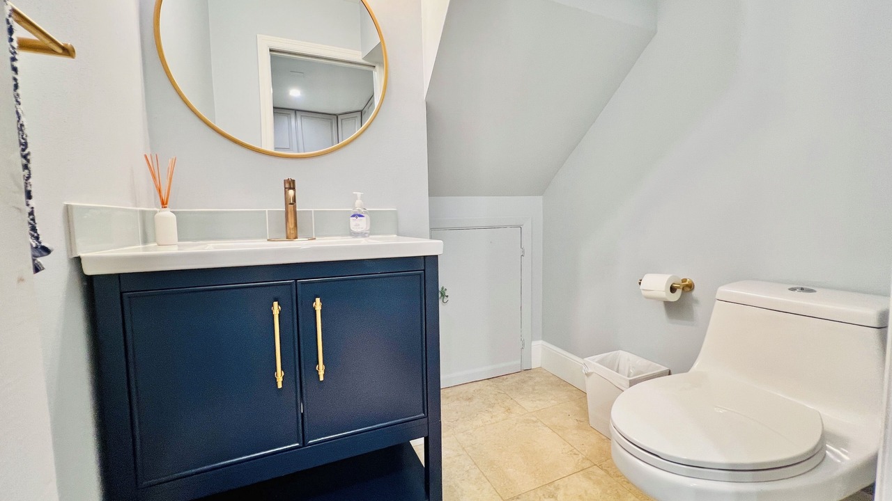 Photo of Bathroom in Central Beach
