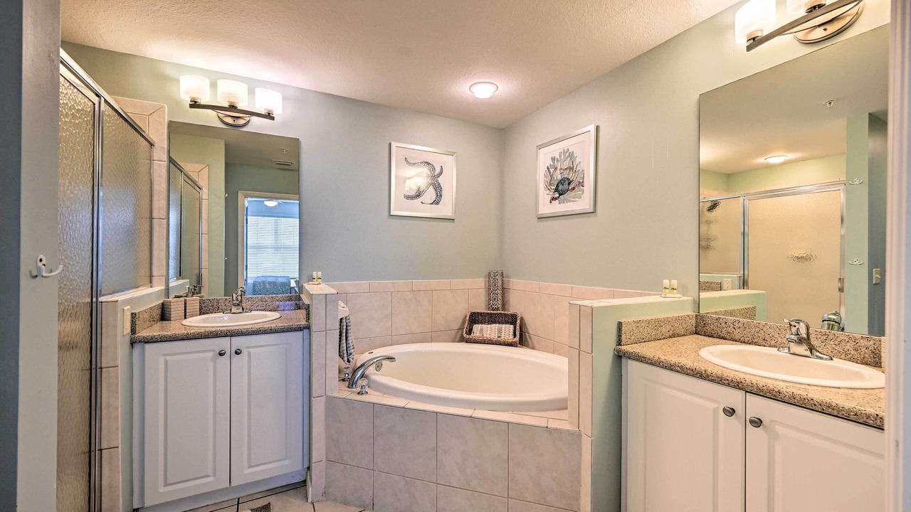 Photo of Bathroom in Naples