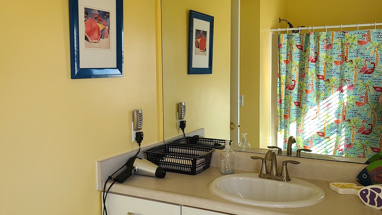 Photo of Bathroom in Beachwalk