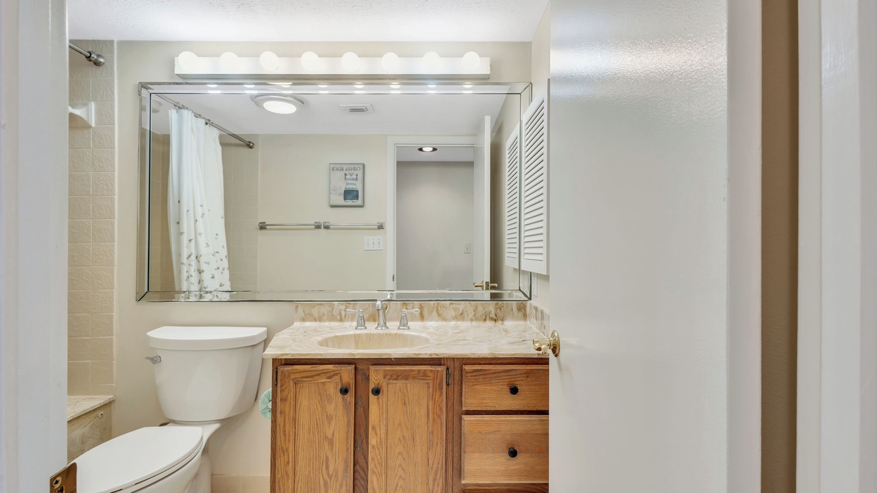 Photo of Bathroom in Shelter Cove