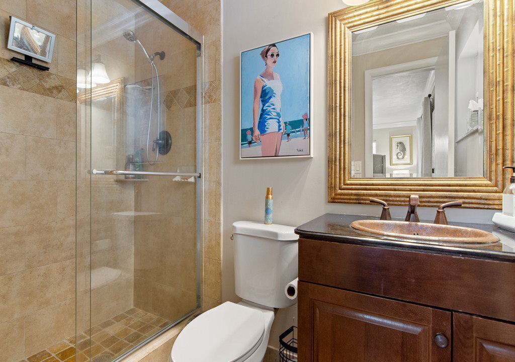 Photo of Bathroom in Central Beach