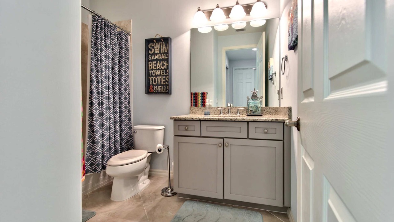 Photo of Bathroom in Ole
