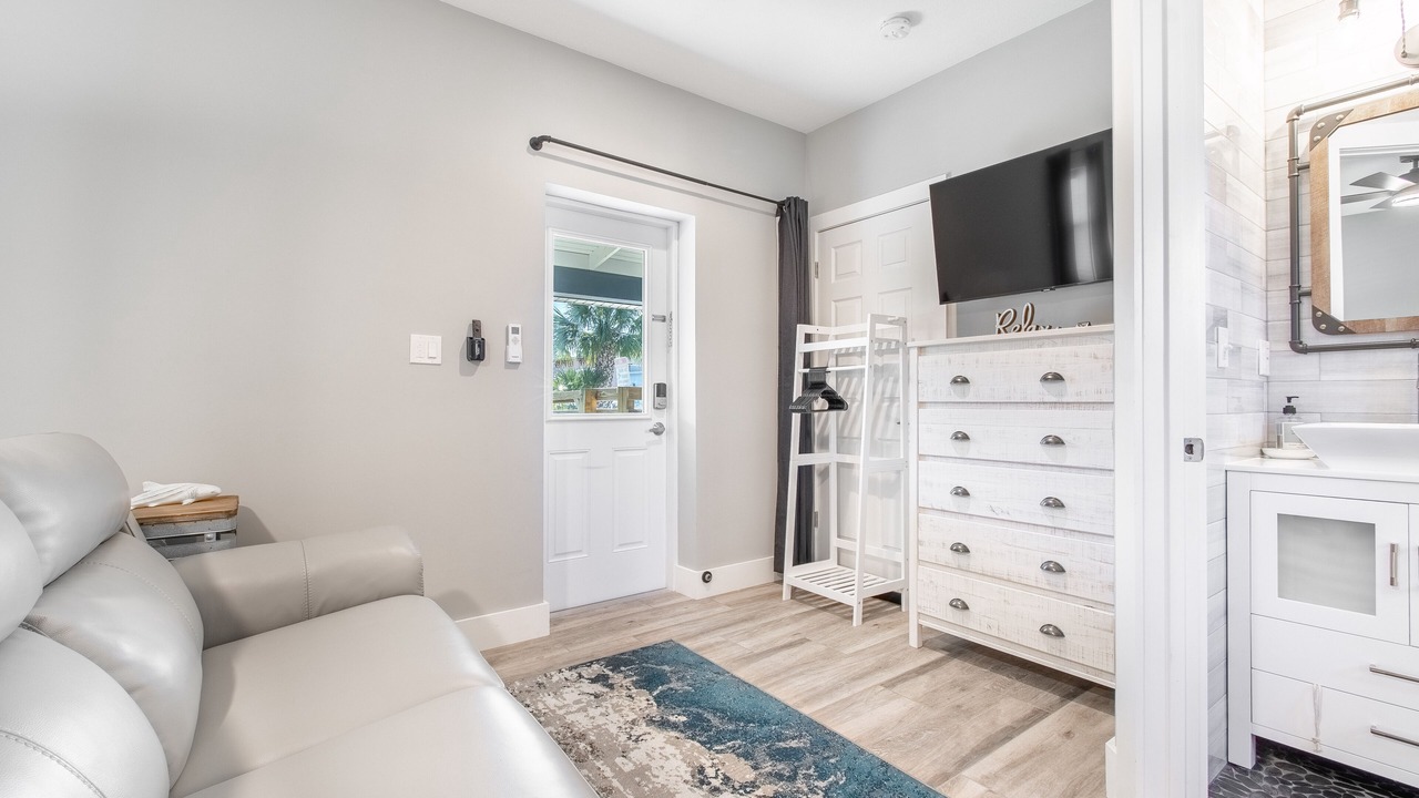 Photo of Livingroom in Madeira Beach