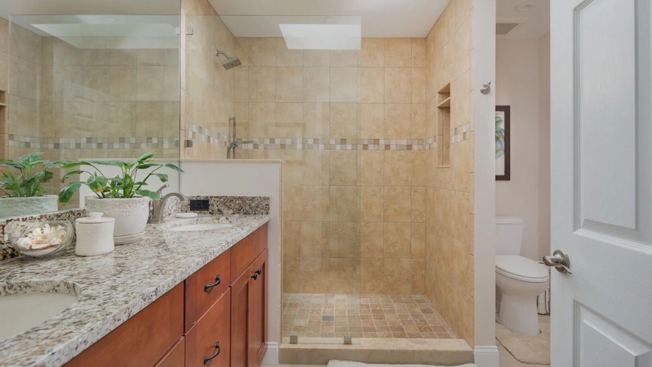 Photo of Bathroom in Palm River Estates