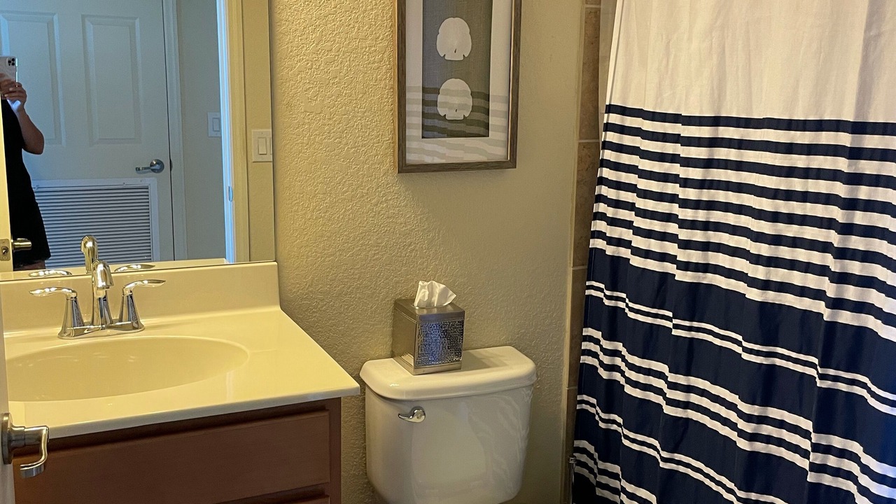Photo of Bathroom in Naples
