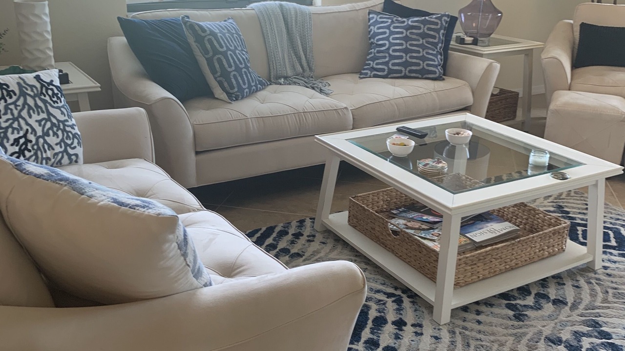 Photo of Livingroom in Naples