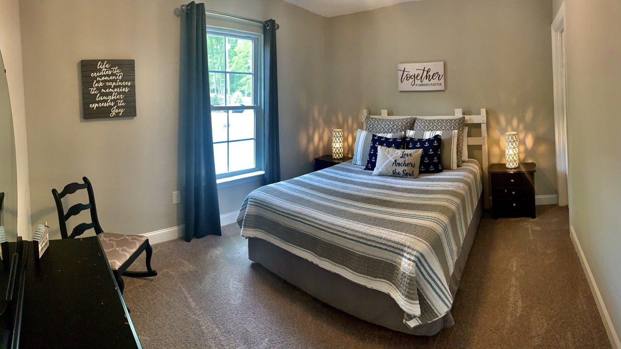 Photo of Bedroom in Chapin