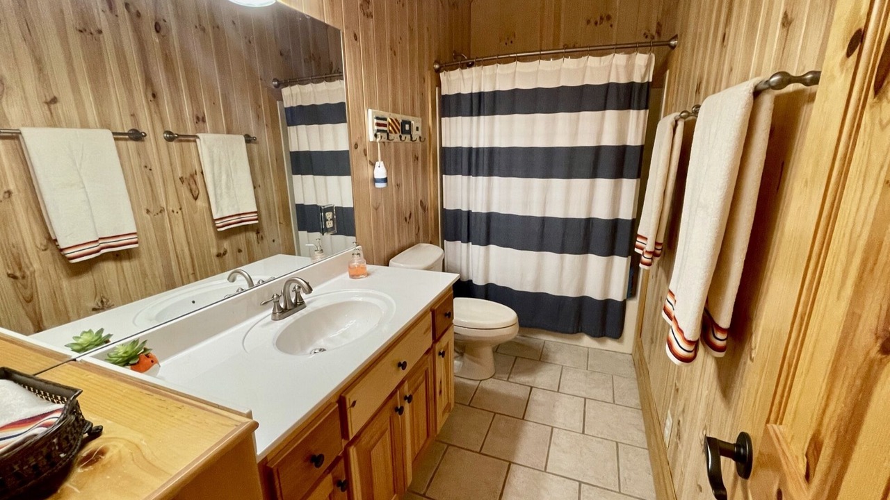 Photo of Bathroom in Six Mile