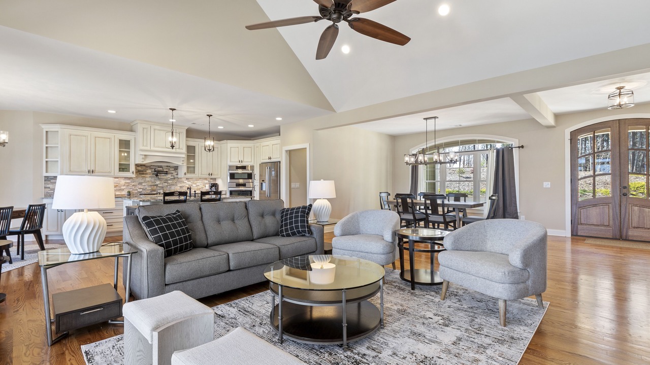Photo of Livingroom in West Union