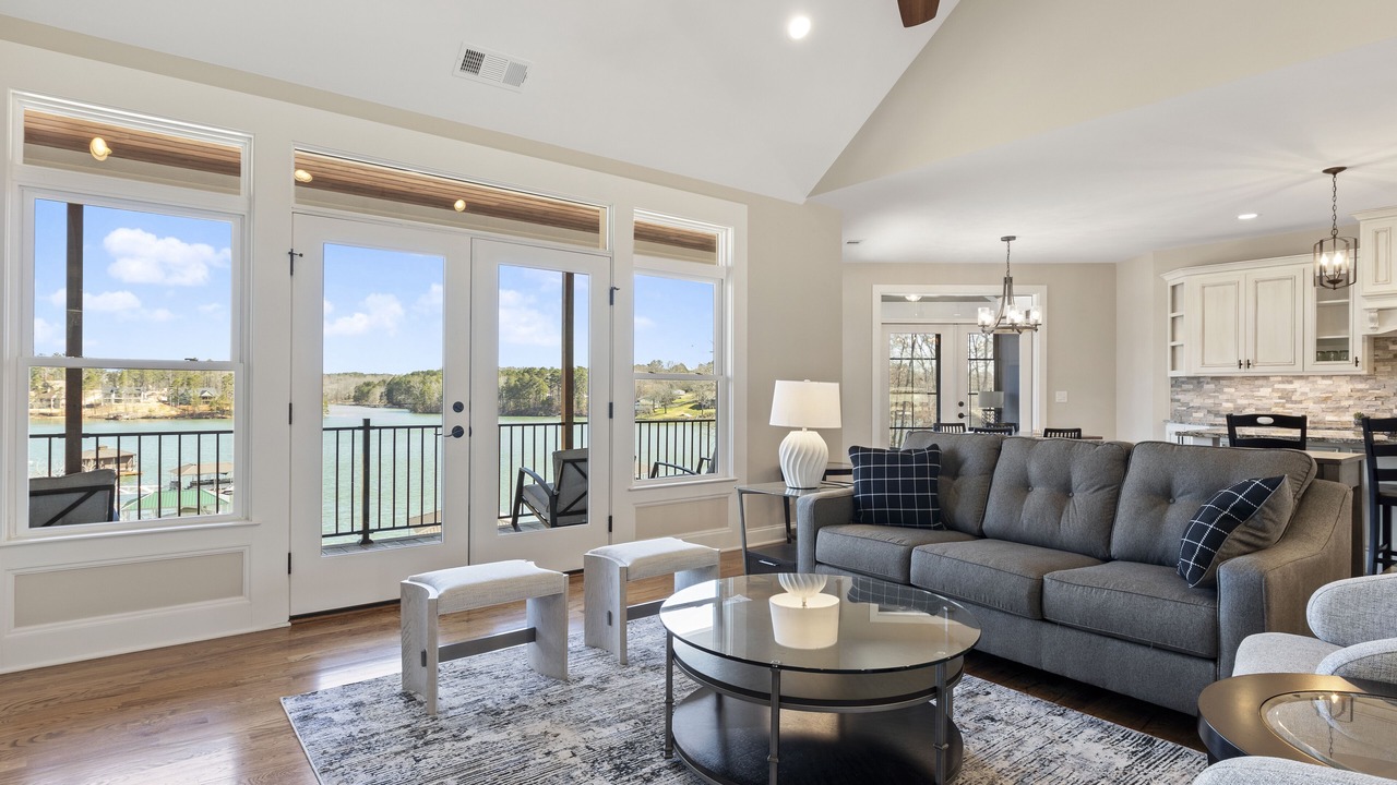 Photo of Livingroom in West Union