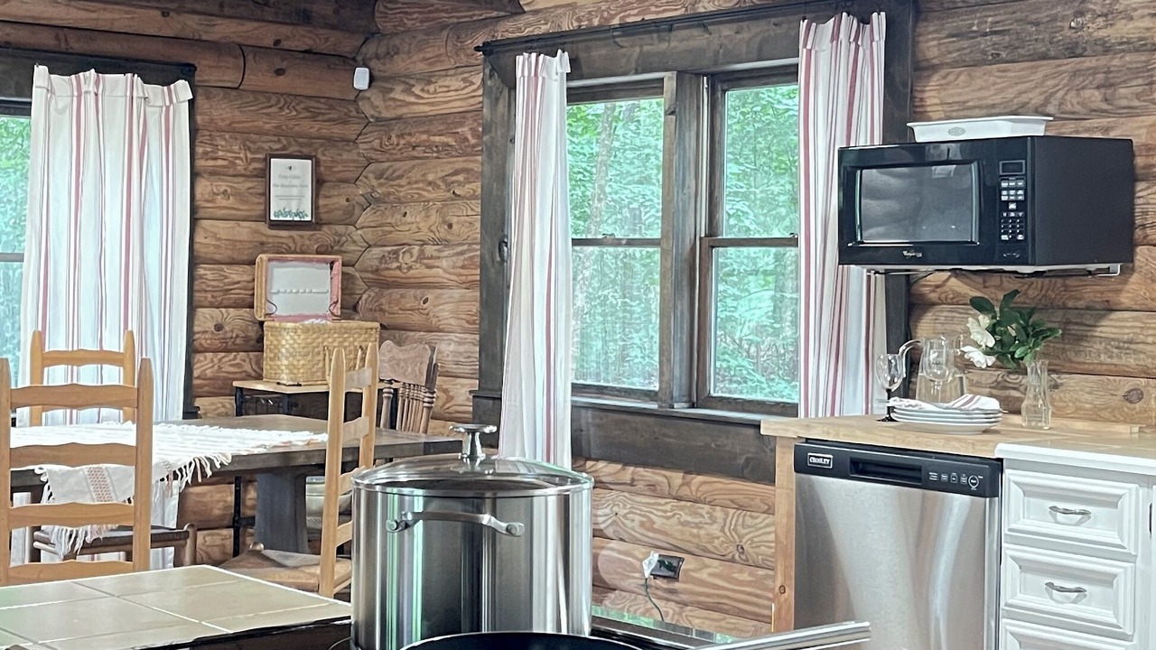 Photo of Kitchen in Dewy Rose