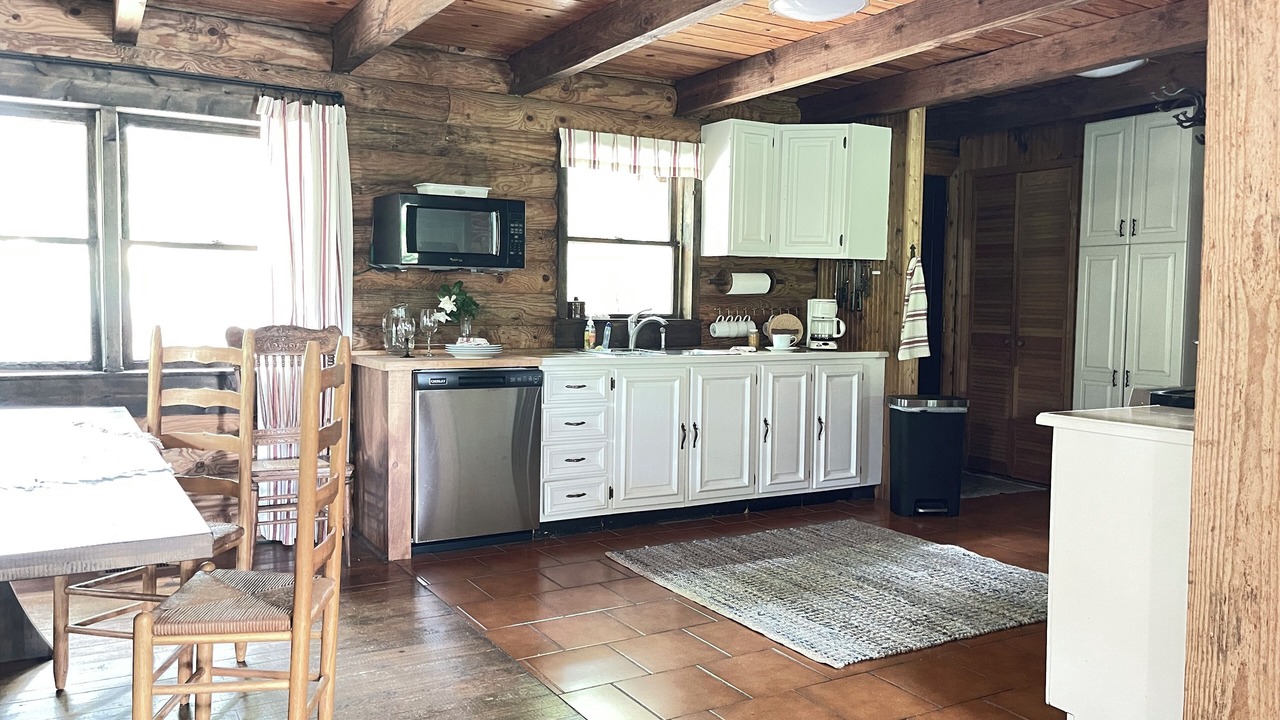 Photo of Kitchen in Dewy Rose