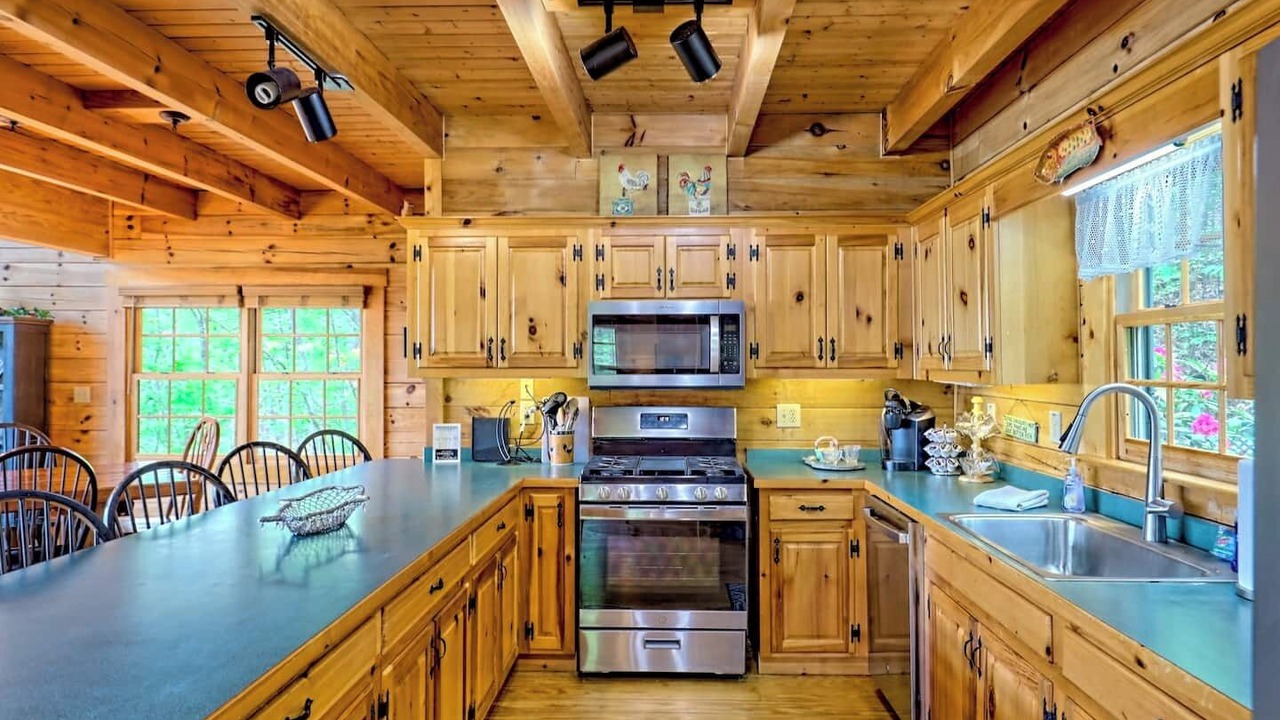 Photo of Kitchen in Eagles View