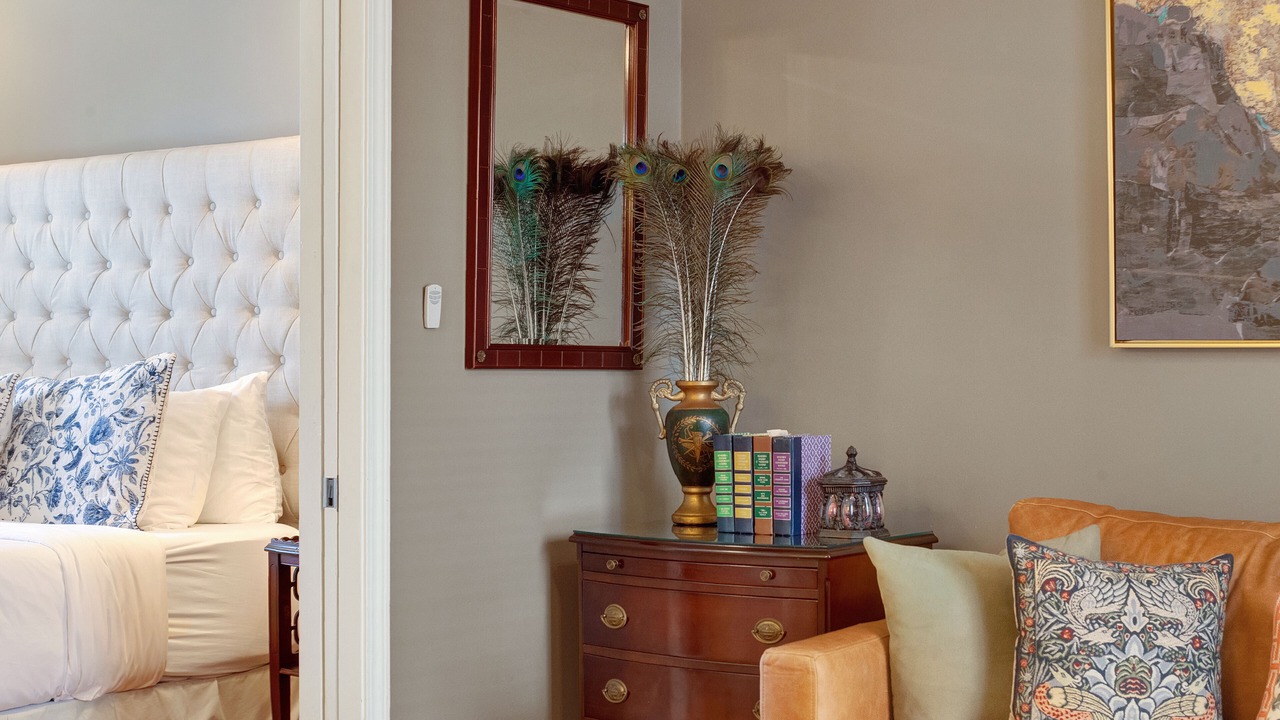 Photo of Bedroom in Historic District - North