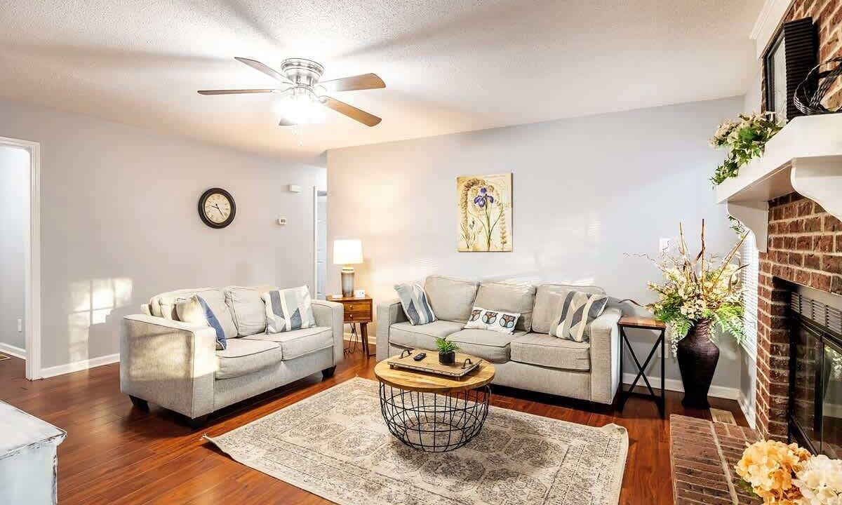 Photo of Livingroom in Fayetteville
