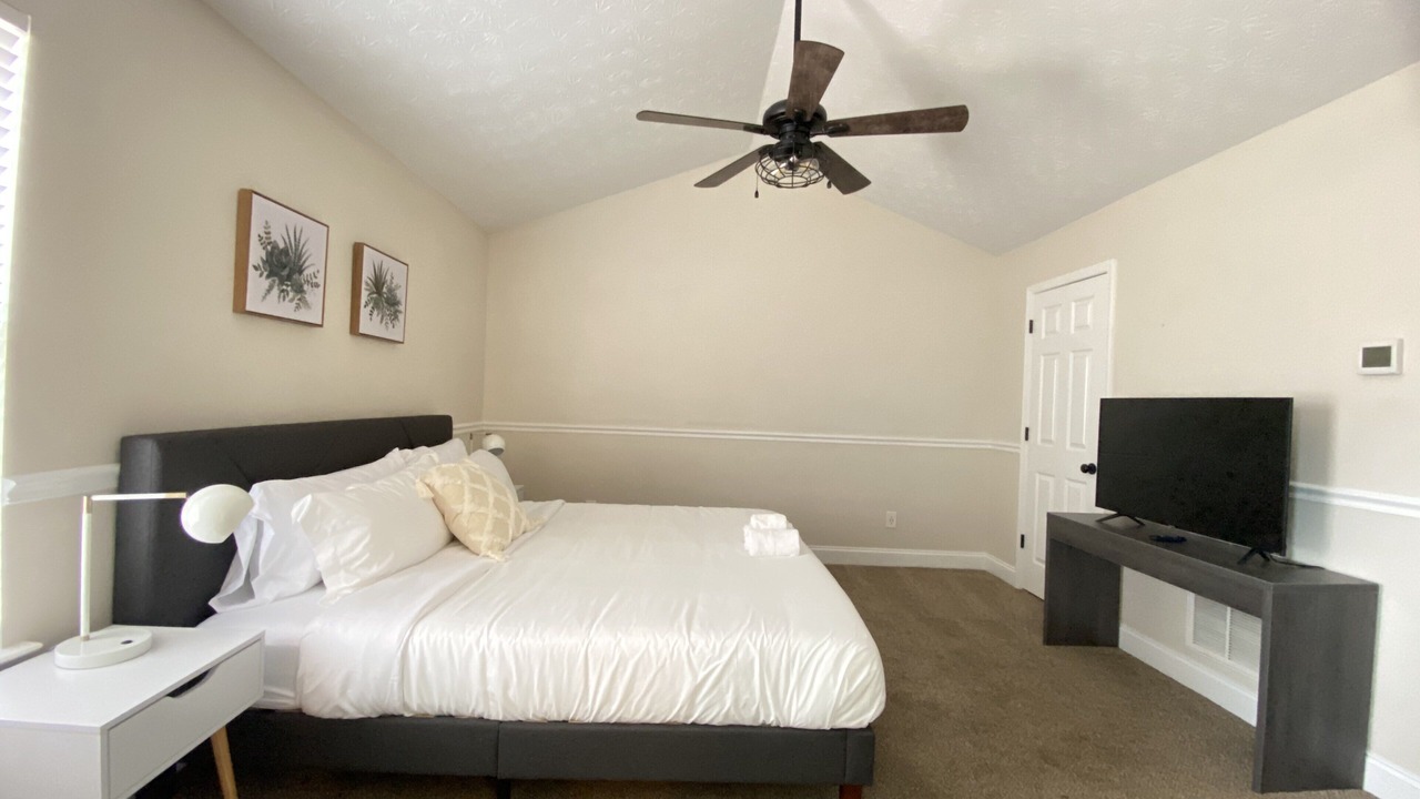 Photo of Bedroom in Braselton