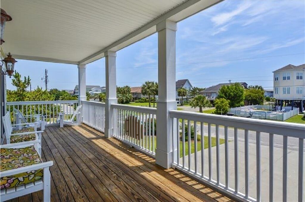 Photo of Patio Balcony in Inlet Harbour