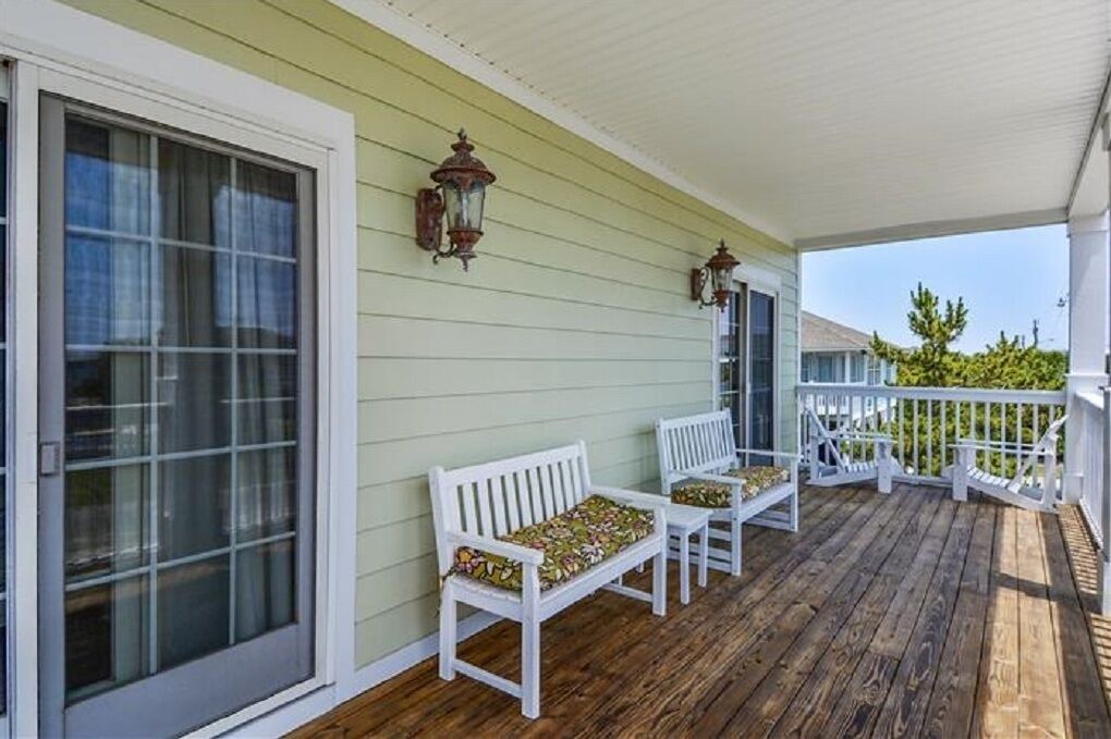 Photo of Patio Balcony in Inlet Harbour