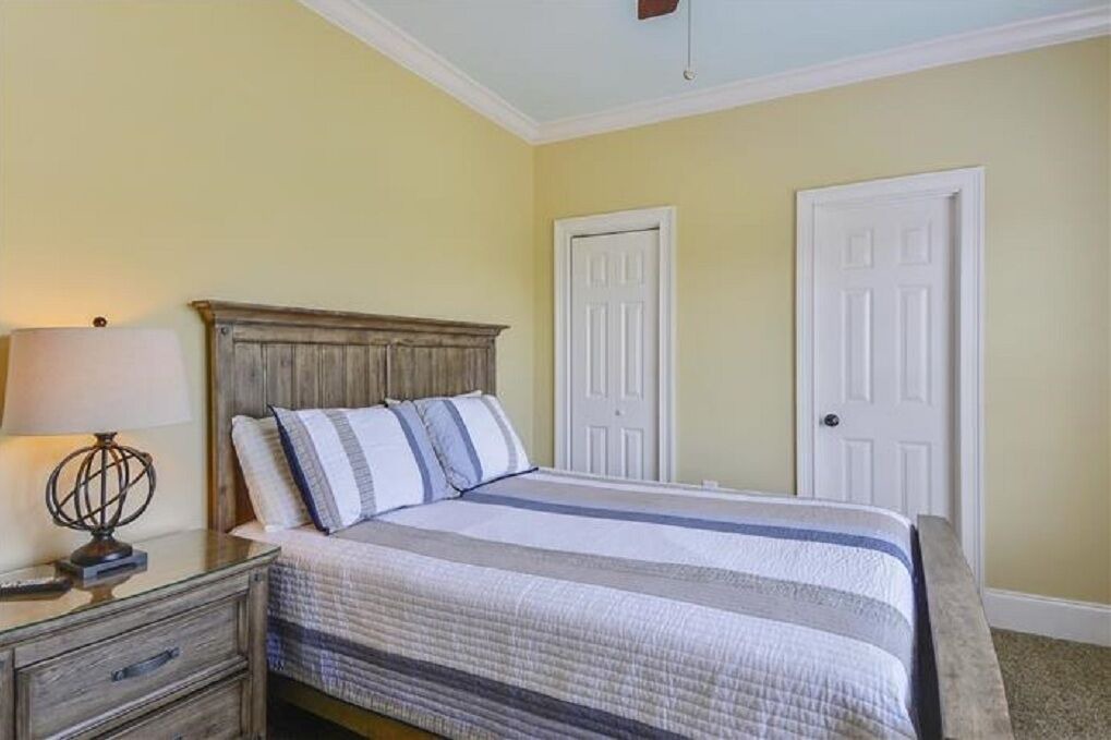 Photo of Bedroom in Inlet Harbour