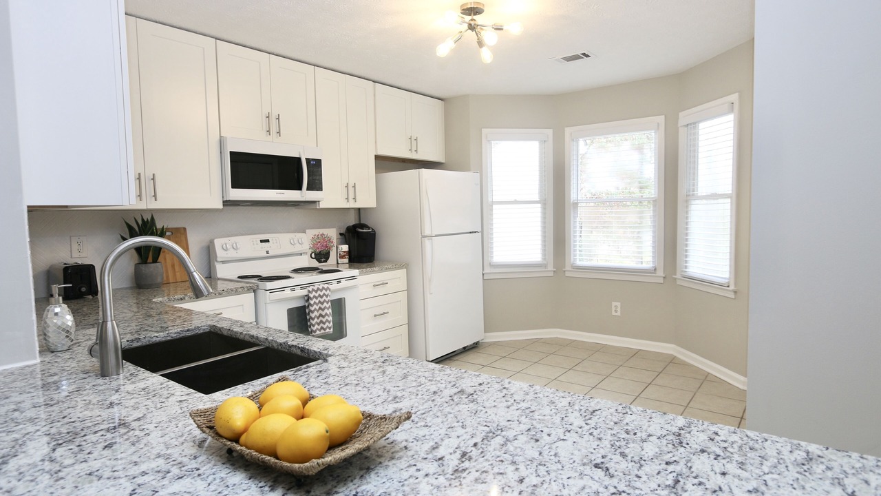 Photo of Kitchen in Winder
