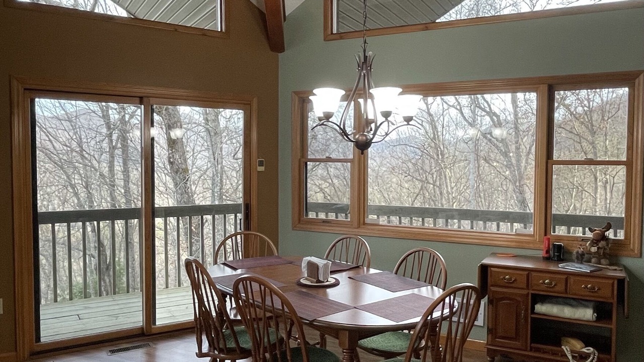 Photo of Livingroom in Robbinsville