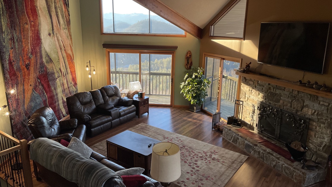 Photo of Livingroom in Robbinsville
