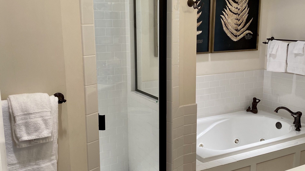Photo of Bathroom in Deer Lake