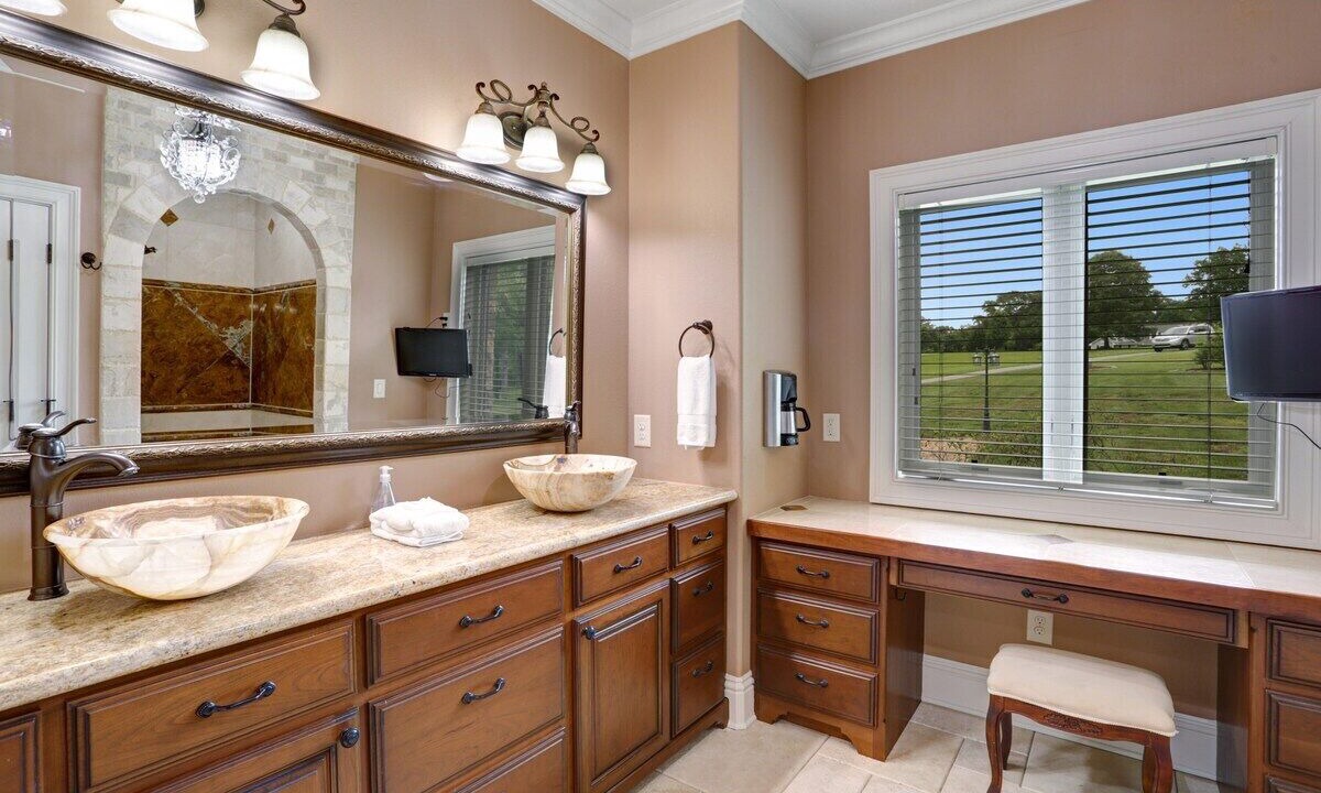 Photo of Bathroom in Hayesville