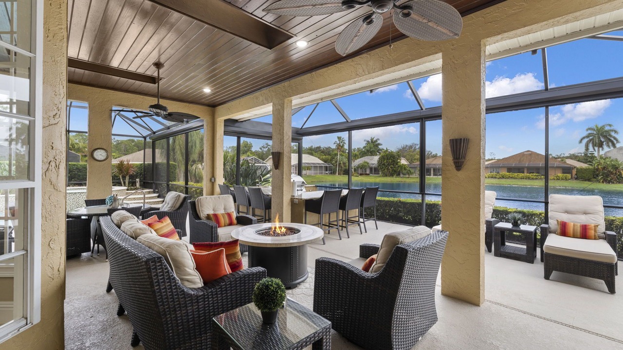 Photo of Patio Balcony in Crown Pointe