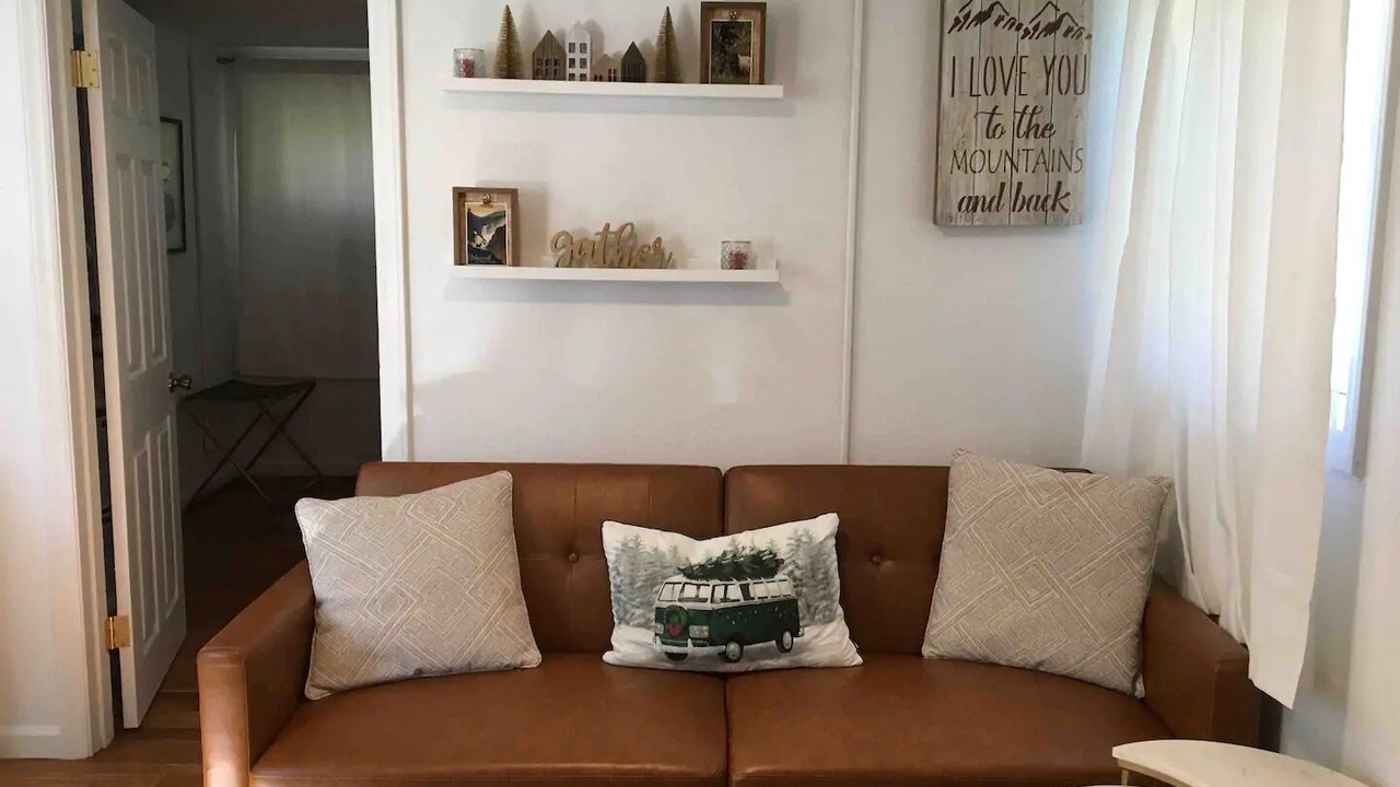 Photo of Livingroom in Maggie Valley