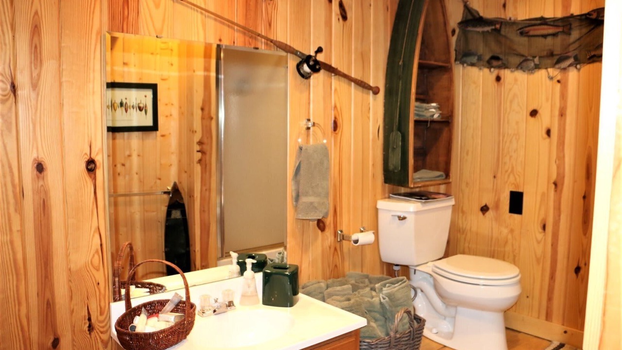 Photo of Bathroom in Six Mile