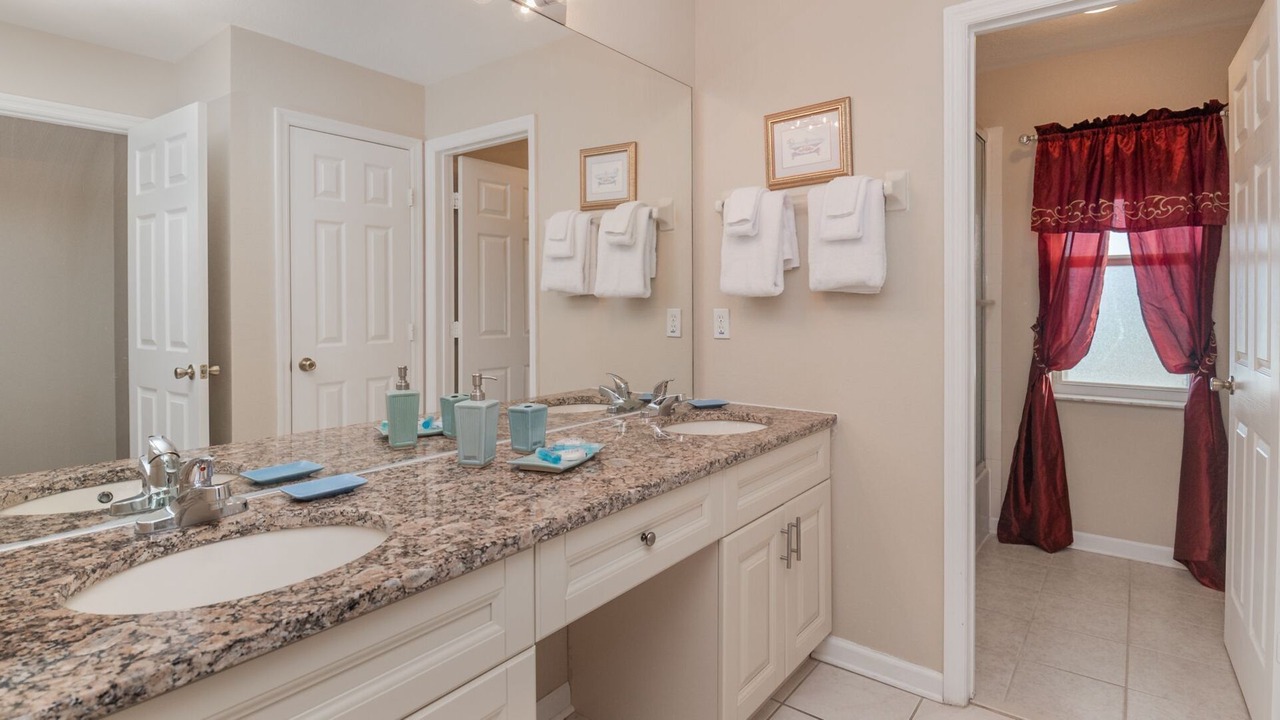 Photo of Bathroom in Windsor Palms