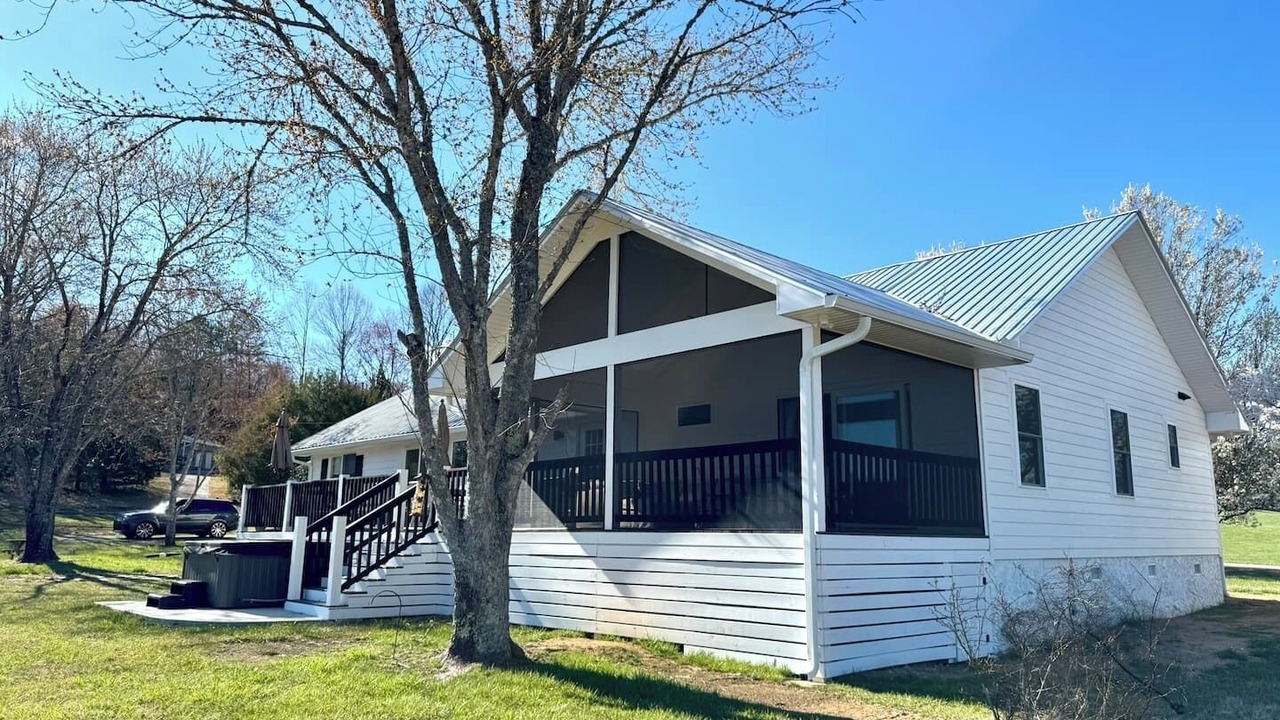 Photo of Outdoor in Hiawassee