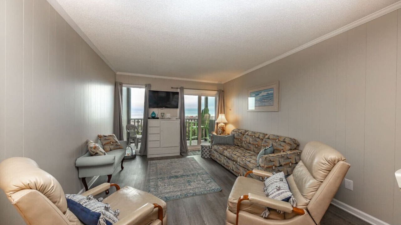 Photo of Livingroom in Morehead City