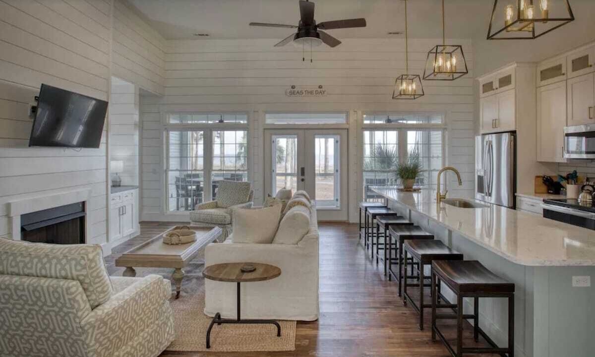 Photo of Livingroom in Melrose on the Beach