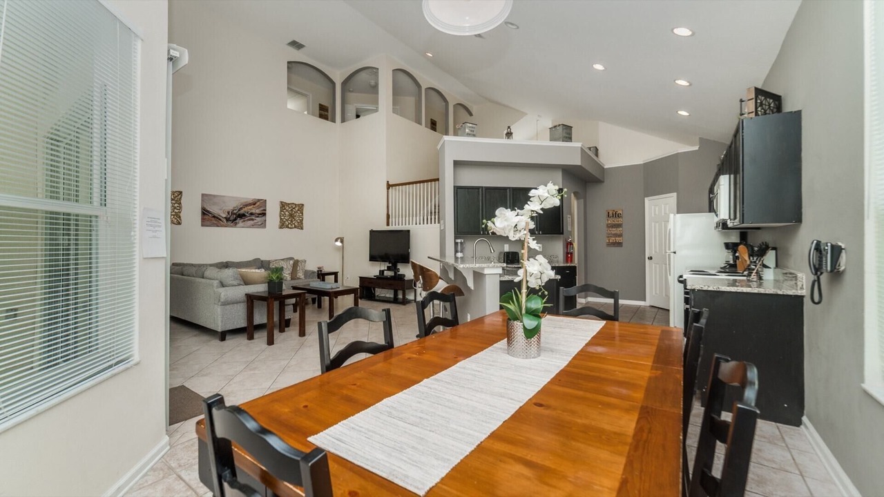Photo of Livingroom in Windsor Palms