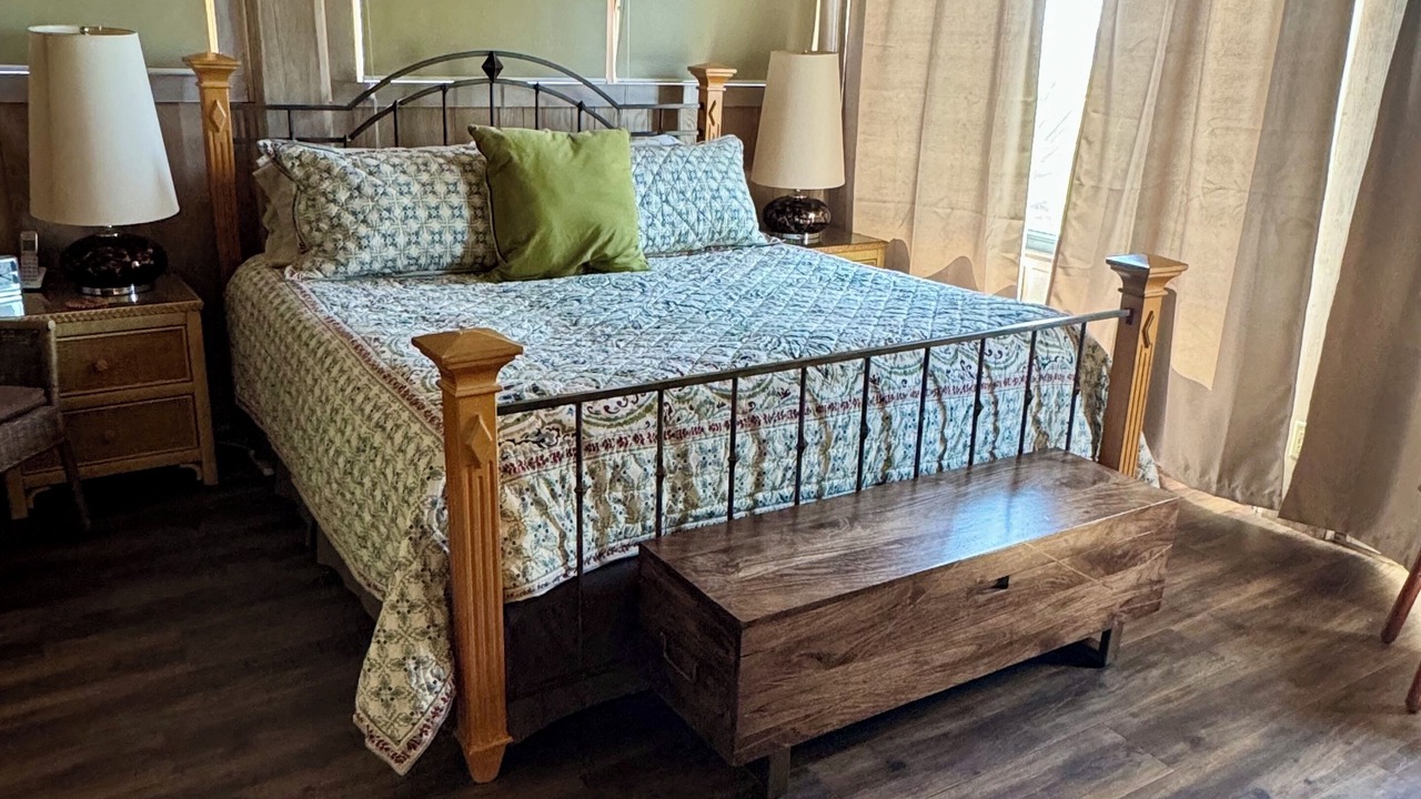 Photo of Bedroom in Anderson