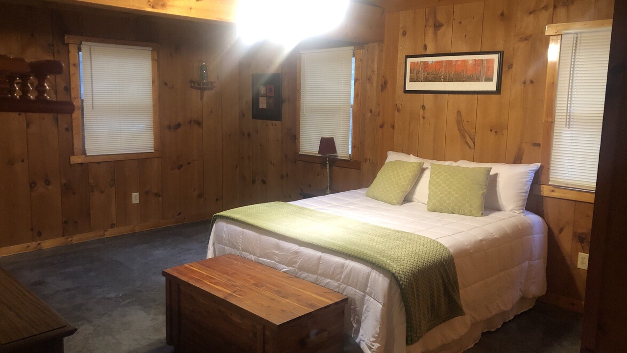 Photo of Bedroom in Sunset