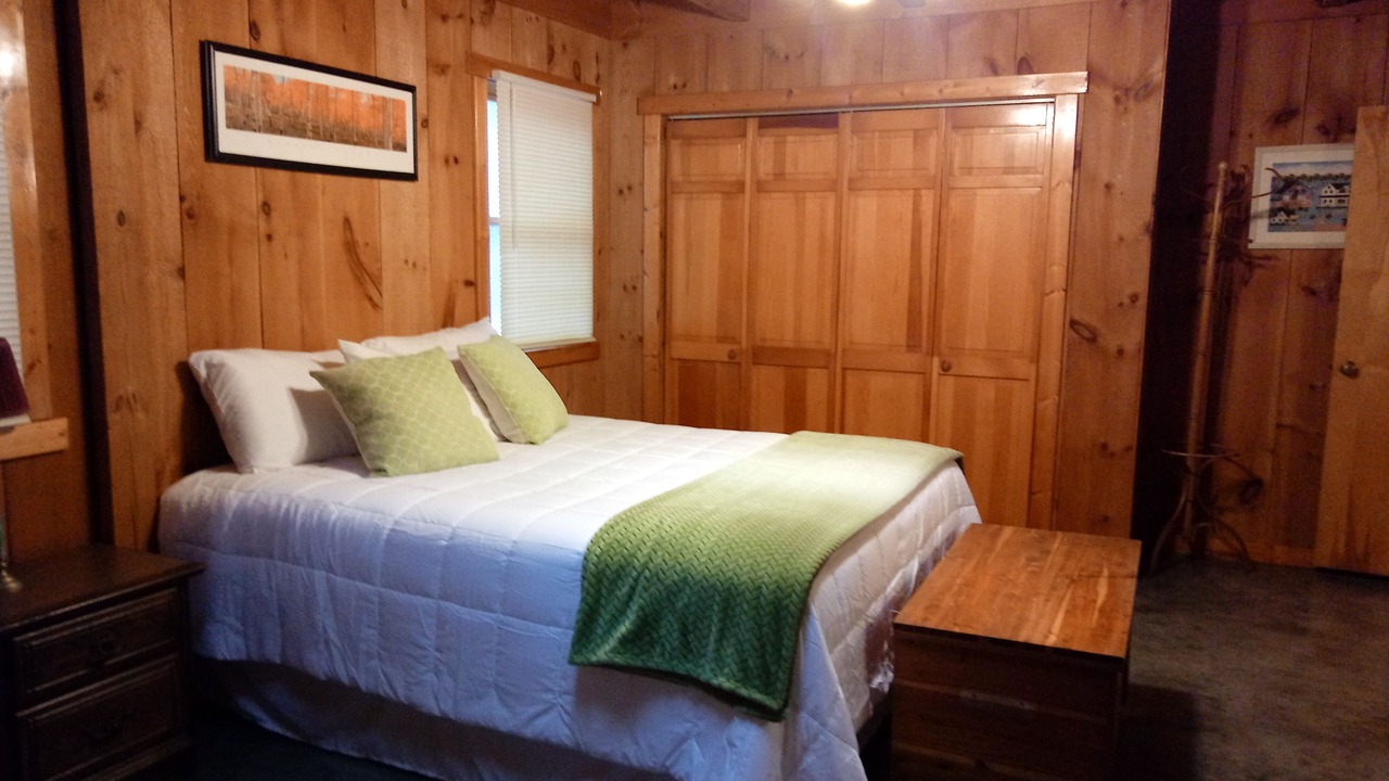 Photo of Bedroom in Sunset