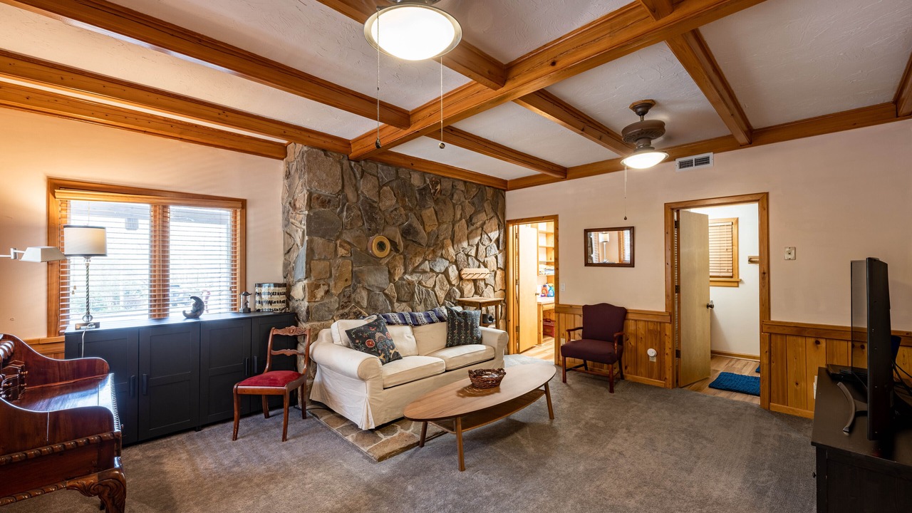 Photo of Livingroom in Franklin