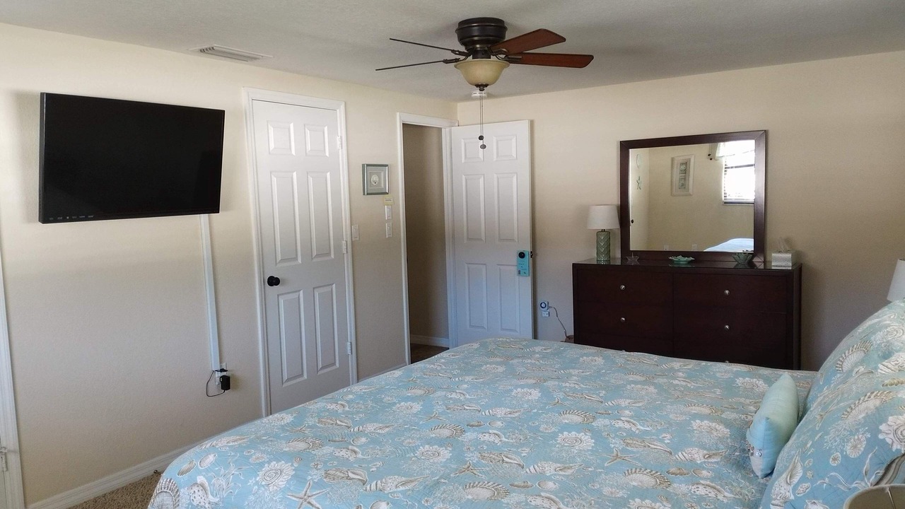 Photo of Bedroom in Laurel