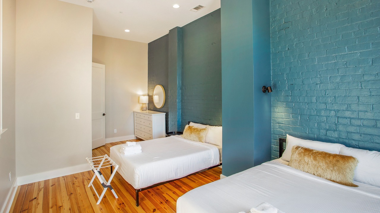 Photo of Bedroom in Historic District - North