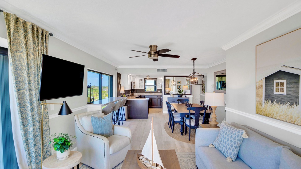 Photo of Livingroom in Central Beach