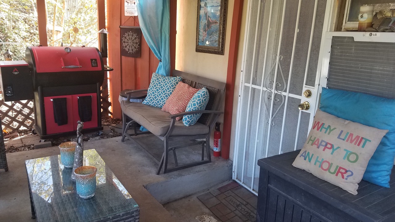 Photo of Patio Balcony in Ashley Oaks