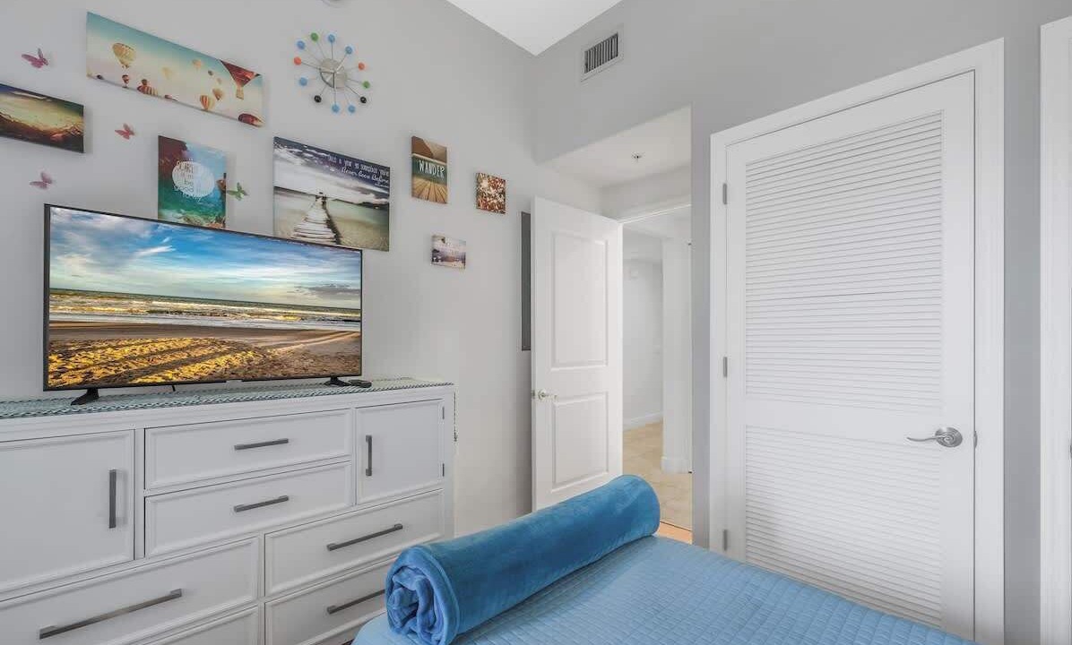 Photo of Bedroom in East Naples
