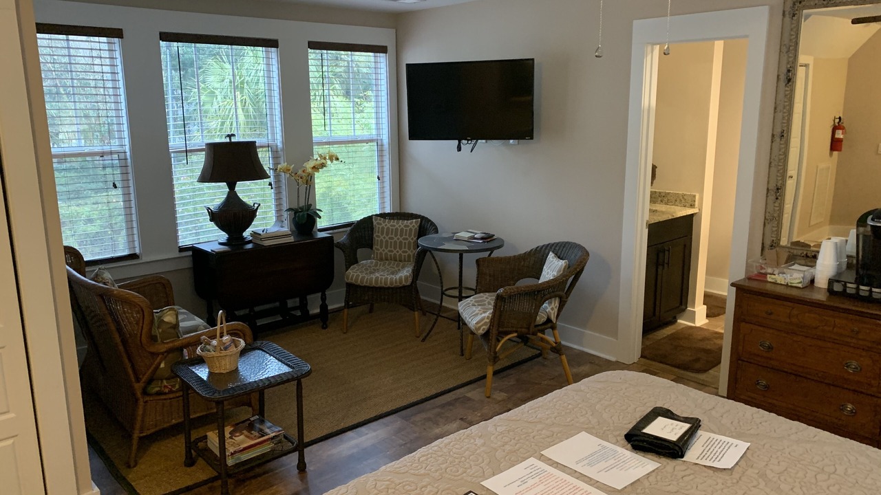 Photo of Bedroom in Riverland Terrace